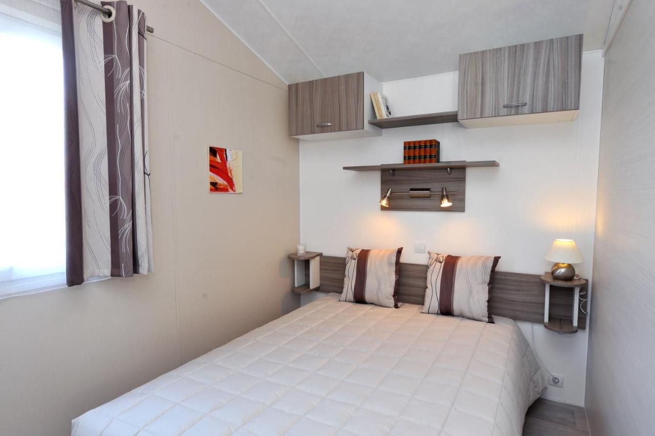 Camping Laroque Des Alberes Esterno foto
